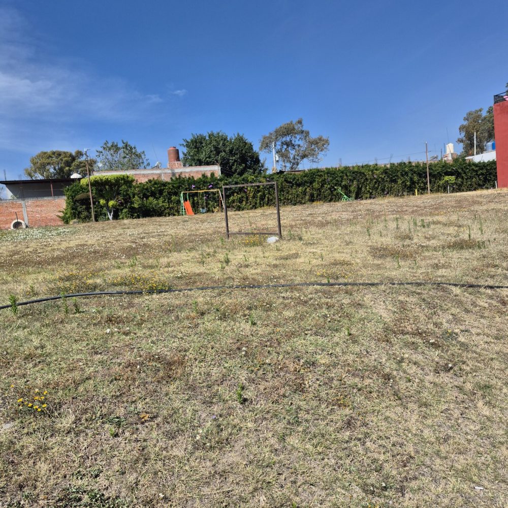 TERRENO DE FRENTE 2